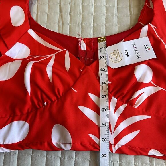 NEW - RED/WHITE LEAF PRINT CROP TOP RUFFLED SLEEVE SZ LARGE - Picture 7 of 11